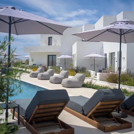 Apartmanhotel El Mar Naxos 4*